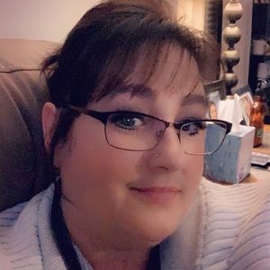 Meet your Posher, Gina